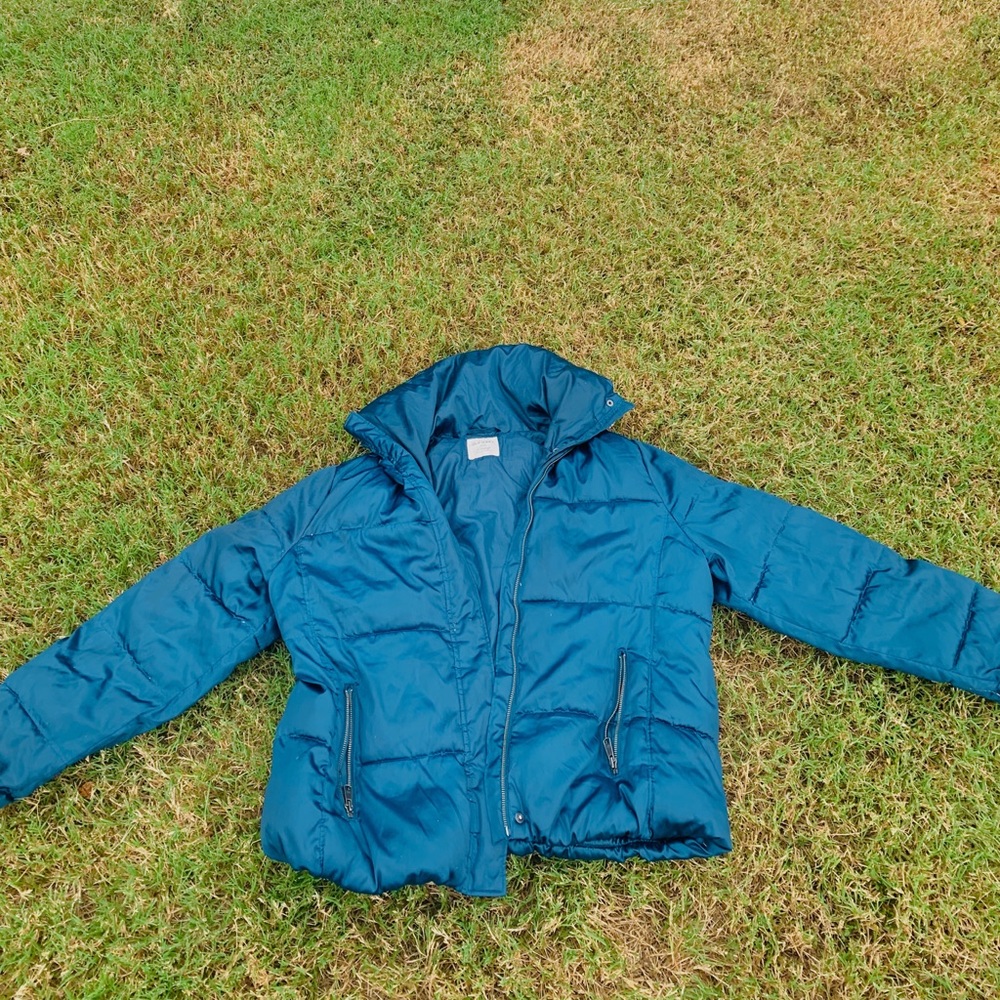 Navy blue puff coat
